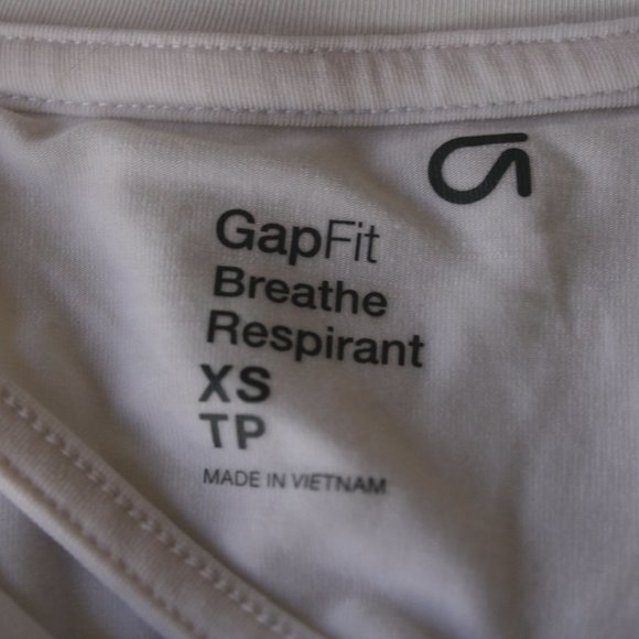 White Open Back Active T-Shirt, GAP - Picture 5 of 7